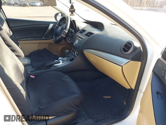 2011 Mazda 3 S Grand Touring with VIN JM1BL1W57B1458513, listed as a IAAI auction lot 41585432 with Not Provided miles and . Bid and sale history available at DreamBid. Image 5.