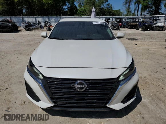 2023 Nissan Altima SV z VIN 1N4BL4DV6PN406736, wystawiony jako Copart lot #50531485 z przebiegiem 11 077 mil mil oraz Szkoda całkowita • Salvage title. Historia ofert i sprzedaży dostępna na DreamBid. Obrazek 5.