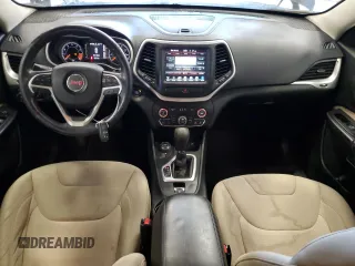 2015 Jeep Cherokee Latitude с VIN 1C4PJMCS1FW546067, выставлен на аукционе Copart как лот 63024585 с пробегом 188 112 миль миль и На запчасти • Non repairable. История ставок и продаж доступна на DreamBid. Изображение 8.