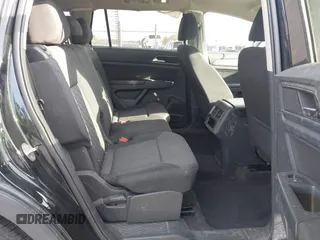 2018 Volkswagen Atlas Launch Edition с VIN 1V2HR2CA8JC500429, выставлен на аукционе IAAI как лот 40957780 с пробегом 69 353 миль миль и . История ставок и продаж доступна на DreamBid. Изображение 8.
