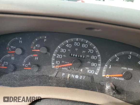 1998 Ford Expedition XLT with VIN 1FMRU17L3WLC18552, listed as a Copart auction lot 70644254 with 126,153 mi miles and Salvage Title. Bid and sale history available at carsss.com. Image 9.