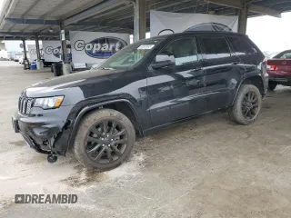 2018 Jeep Grand Cherokee Laredo E с VIN 1C4RJEAG2JC252717, выставлен на аукционе Copart как лот 64665695 с пробегом 60 671 миль миль и Списание • Salvage title. История ставок и продаж доступна на DreamBid. Изображение 1.