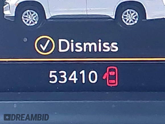 2023 Chevrolet Suburban LS z VIN 1GNSCBKD3PR457569, wystawiony jako IAAI lot #42225571 z przebiegiem 53 410 mil mil oraz . Historia ofert i sprzedaży dostępna na DreamBid. Obrazek 16.