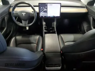 2018 Tesla Model 3 Long Range Battery z VIN 5YJ3E1EB4JF144295, wystawiony jako Copart lot #58754715 z przebiegiem 63 569 mil mil oraz Tytuł czysty. Historia ofert i sprzedaży dostępna na DreamBid. Obrazek 8.