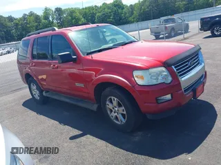 2007 Ford Explorer XLT z VIN 1FMEU63E77UB81293, wystawiony jako IAAI lot #42212508 z przebiegiem 246 834 mil mil oraz . Historia ofert i sprzedaży dostępna na DreamBid. Obrazek 1.