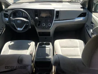 2018 Toyota Sienna LE Auto Access Seat with VIN 5TDKZ3DCXJS939496, listed as a Copart auction lot 51694385 with 109,722 mi miles and Salvage Title. Bid and sale history available at carsss.com. Image 8.