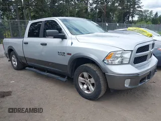 2013 Ram 1500 Lone Star z VIN 1C6RR7TT4DS704232, wystawiony jako IAAI lot #42202210 z przebiegiem 141 419 mil mil oraz . Historia ofert i sprzedaży dostępna na DreamBid. Obrazek 1.