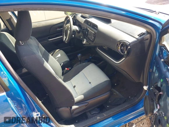 2015 Toyota Prius One with VIN JTDKDTB32F1092818, listed as a IAAI auction lot 41971779 with 113,974 mi miles and . Bid and sale history available at carsss.com. Image 5.