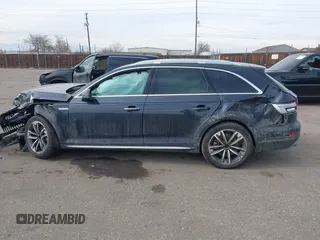 2017 Audi allroad Premium Plus with VIN WA18NAF40HA047579, listed as a IAAI auction lot 41465658 with 72,862 mi miles. Bid and sale history available at carsss.com. Image 14.