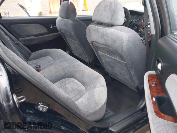 2005 Hyundai Sonata GLS with VIN KMHWF35H15A107824, listed as a IAAI auction lot 41724918 with 109,411 mi miles. Bid and sale history available at carsss.com. Image 8.