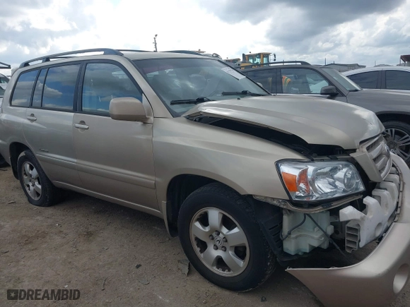 2006 Toyota Highlander w/3rd Row with VIN JTEEP21A960163299, listed as a IAAI auction lot 41179758 with 205,521 mi miles. Bid and sale history available at carsss.com. Image 13.