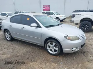 2006 Mazda Mazda3 s Grand Touring with VIN JM1BK323061527471, listed as a IAAI auction lot 41940389 with Not Provided miles. Bid and sale history available at carsss.com. Image 1.