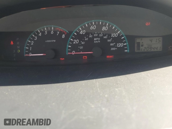 2009 Toyota Yaris z VIN JTDBT903891317448, wystawiony jako Copart lot #56153315 z przebiegiem 209 441 mil mil oraz Szkoda całkowita • Salvage title. Historia ofert i sprzedaży dostępna na DreamBid. Obrazek 9.