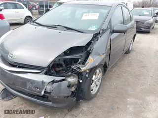 2006 Toyota Prius with VIN JTDKB20U163193431, listed as a IAAI auction lot 41834223 with 210,580 mi miles. Bid and sale history available at carsss.com. Image 17.