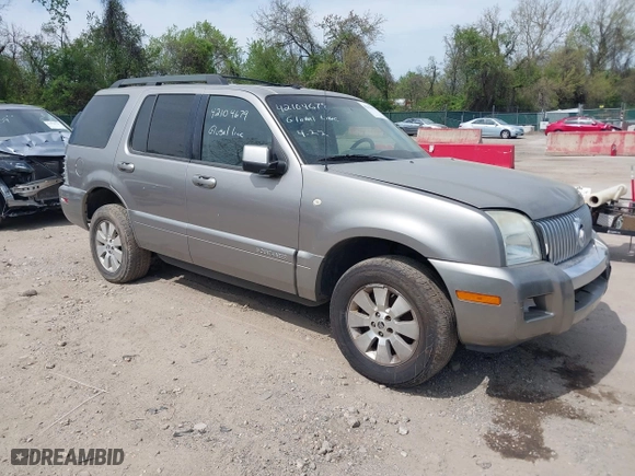 2008 Mercury Mountaineer with VIN 4M2EU47EX8UJ06182, listed as a IAAI auction lot 42104679 with 121,918 mi miles. Bid and sale history available at carsss.com. Image 1.
