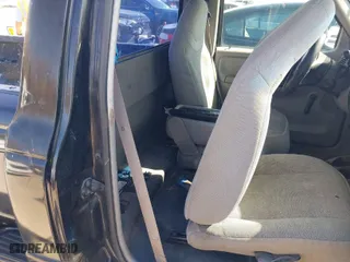 2000 Ford Ranger XL with VIN 1FTYR10C8YPB38512, listed as a IAAI auction lot 41784875 with 197,322 mi miles. Bid and sale history available at carsss.com. Image 8.