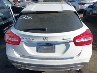 2017 Mercedes-Benz GLA 250 z VIN WDCTG4GB2HJ355212, wystawiony jako IAAI lot #41893327 z przebiegiem 74 078 mil mil oraz . Historia ofert i sprzedaży dostępna na DreamBid. Obrazek 16.