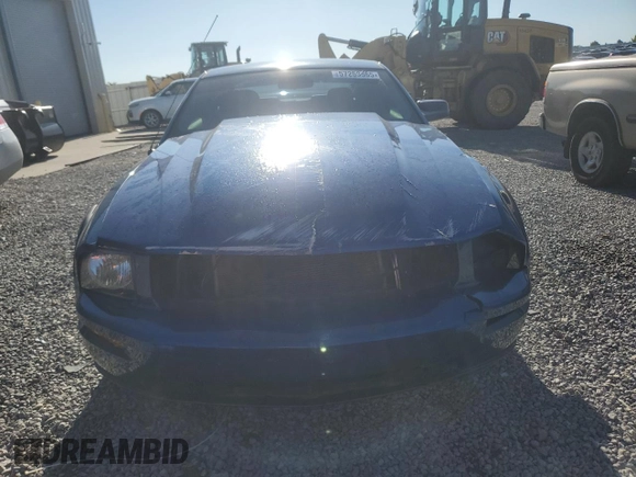 2007 Ford Mustang GT Deluxe z VIN 1ZVFT82HX75346652, wystawiony jako Copart lot #57259565 z przebiegiem 116 719 mil mil oraz Szkoda całkowita • Salvage title. Historia ofert i sprzedaży dostępna na DreamBid. Obrazek 5.
