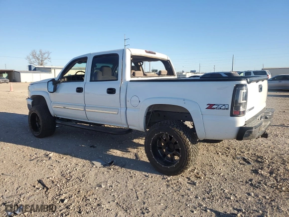 2006 Chevrolet Silverado 1500 LT2 with VIN 2GCEK13T661115629, listed as a Copart auction lot 49989995 with 287,775 mi miles and Salvage Title. Bid and sale history available at carsss.com. Image 2.