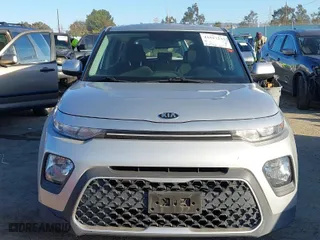 2021 Kia Soul LX with VIN KNDJ23AU8M7780425, listed as a IAAI auction lot 41627237 with 90,798 mi miles. Bid and sale history available at carsss.com. Image 12.