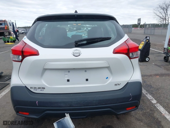 2018 Nissan Kicks SR with VIN 3N1CP5CU0JL510389, listed as a IAAI auction lot 41710875 with 48,001 mi miles. Bid and sale history available at carsss.com. Image 17.