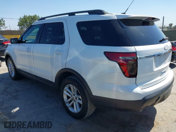 2014 Ford Explorer with VIN 1FM5K7B83EGB18873, listed as a IAAI auction lot 42280717 with 117,579 mi miles and . Bid and sale history available at DreamBid. Image 3.
