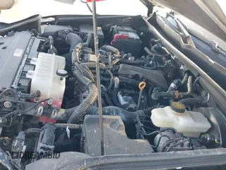 2024 Toyota Tacoma SR5 с VIN 3TMLB5JN3RM053168, выставлен на аукционе IAAI как лот 42362933 с пробегом 14 943 миль миль и . История ставок и продаж доступна на DreamBid. Изображение 20.