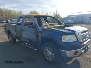 2008 Ford F-150 STX with VIN 1FTRX14W18FC25107, listed as a IAAI auction lot 42112634 with Not Provided miles. Bid and sale history available at carsss.com. Image 1.