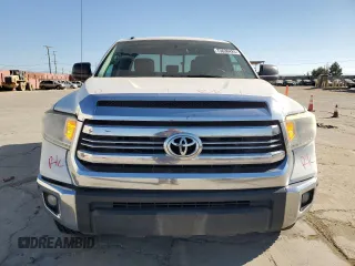 2017 Toyota Tundra 2WD SR5 with VIN 5TFRY5F12HX228646, listed as a Copart auction lot 73630424 with 286,551 mi miles and Salvage Title. Bid and sale history available at carsss.com. Image 5.