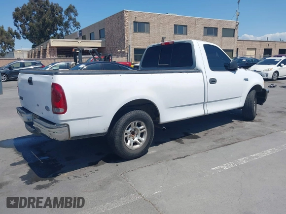 1997 Ford F-150 z VIN 1FTDF1724VKD07857, wystawiony jako IAAI lot #42164897 z przebiegiem 125 745 mil mil oraz . Historia ofert i sprzedaży dostępna na DreamBid. Obrazek 4.