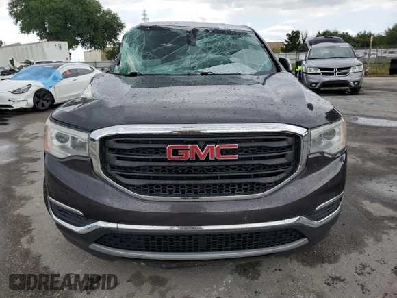 2017 GMC Acadia SLE z VIN 1GKKNKLA3HZ197932, wystawiony jako Copart lot #56743285 z przebiegiem 119 106 mil mil oraz Szkoda całkowita • Salvage title. Historia ofert i sprzedaży dostępna na DreamBid. Obrazek 5.