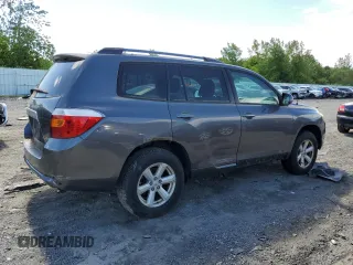 2010 Toyota Highlander with VIN 5TDBK3EH9AS002654, listed as a Copart auction lot 57079375 with 245,701 mi miles and Clean title. Bid and sale history available at DreamBid. Image 3.