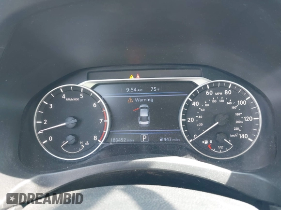 2019 Nissan Altima 2.5 SR with VIN 1N4BL4CV0KC163432, listed as a IAAI auction lot 42130104 with 186,452 mi miles. Bid and sale history available at carsss.com. Image 7.