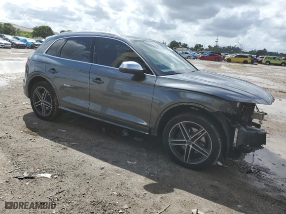 2019 Audi SQ5 Premium with VIN WA1A4AFY0K2082020, listed as a Copart auction lot 45337794 with 68,547 mi miles. Bid and sale history available at carsss.com. Image 4.