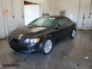 2009 Volvo C70 with VIN YV1MC67249J076048, listed as a Copart auction lot 88146615 with 212,329 mi miles and Salvage Title. Bid and sale history available at carsss.com. Image 1.