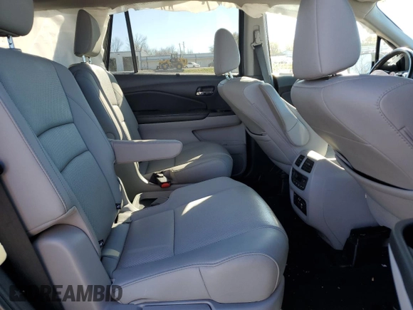 2019 Honda Pilot Elite with VIN 5FNYF6H0XKB059988, listed as a Copart auction lot 74472194 with 63,742 mi miles and Salvage title. Bid and sale history available at DreamBid. Image 11.