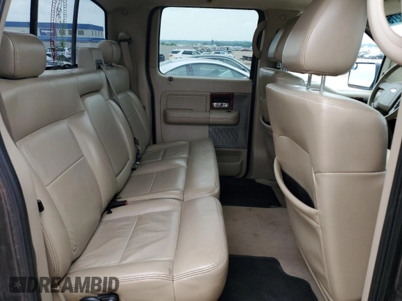 2005 Ford F-150 XLT с VIN 1FTPW14545FA30275, выставлен на аукционе Copart как лот 61608275 с пробегом 190 158 миль миль и Чистый • Clean title. История ставок и продаж доступна на DreamBid. Изображение 10.