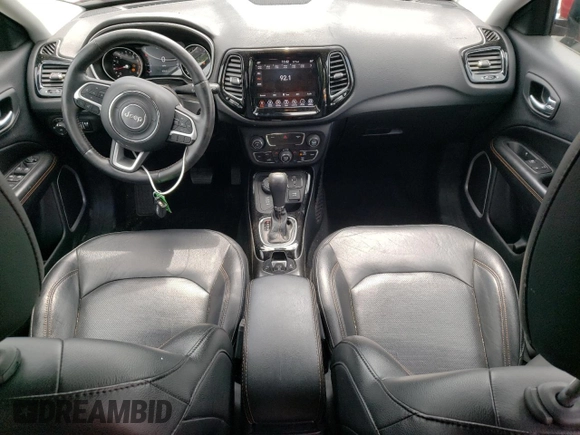 2019 Jeep Compass Limited z VIN 3C4NJDCB0KT753573, wystawiony jako Copart lot #59868045 z przebiegiem 67 615 mil mil oraz Szkoda całkowita • Salvage title. Historia ofert i sprzedaży dostępna na DreamBid. Obrazek 8.