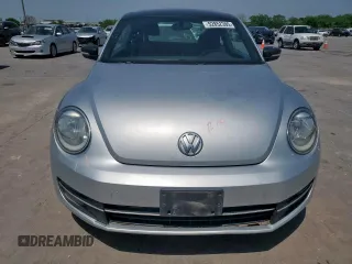 2012 Volkswagen Beetle with VIN 3VWV87AT7CM610251, listed as a Copart auction lot 52852395 with 77,550 mi miles and Salvage Title. Bid and sale history available at DreamBid. Image 5.