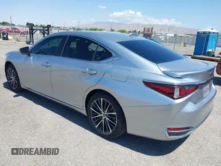 2022 Lexus ES 300h with VIN 58ADA1C12NU017850, listed as a IAAI auction lot 42439875 with 49,634 mi miles and . Bid and sale history available at DreamBid. Image 3.