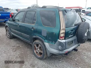 2002 Honda CR-V LX with VIN JHLRD68482C009541, listed as a IAAI auction lot 41952036 with 272,013 mi miles and . Bid and sale history available at carsss.com. Image 3.