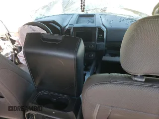 2020 Ford F-150 XL with VIN 1FTEW1CP5LKF46286, listed as a Copart auction lot 52206545 with 84,517 mi miles and Salvage Title. Bid and sale history available at carsss.com. Image 8.