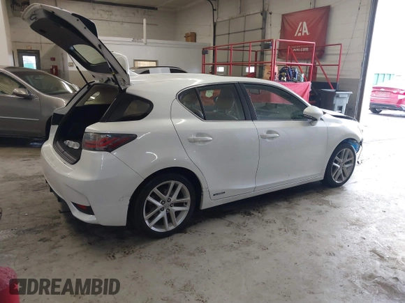 2014 Lexus CT 200h Hybrid with VIN JTHKD5BH4E2201634, listed as a IAAI auction lot 41068948 with 132,125 mi miles. Bid and sale history available at carsss.com. Image 4.