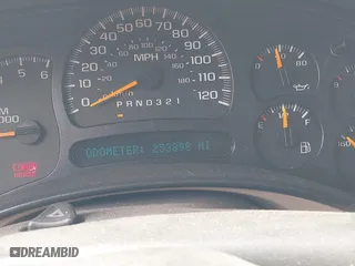 2006 Chevrolet Silverado 1500 LT2 with VIN 1GCEK19B56Z185242, listed as a IAAI auction lot 41693225 with 253,898 mi miles. Bid and sale history available at carsss.com. Image 7.