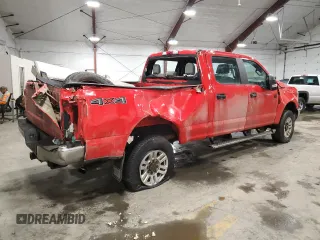 2017 Ford F-250 Lariat z VIN 1FT7W2B68HEE21604, wystawiony jako Copart lot #46724825 z przebiegiem 174 811 mil mil oraz Szkoda całkowita • Salvage title. Historia ofert i sprzedaży dostępna na DreamBid. Obrazek 3.