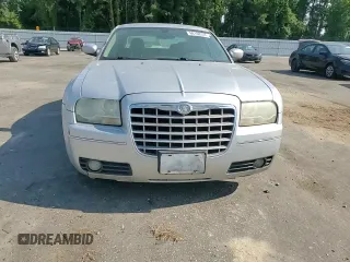 2007 Chrysler 300 Signature with VIN 2C3KA53G87H692238, listed as a Copart auction lot 69198324 with 139,300 mi miles and Salvage Title. Bid and sale history available at carsss.com. Image 11.