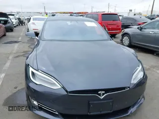 2017 Tesla Model S 100D with VIN 5YJSA1E20HF228681, listed as a IAAI auction lot 42424793 with Not provided miles and . Bid and sale history available at DreamBid. Image 12.