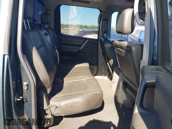 2004 Nissan Titan LE with VIN 1N6AA07B74N547779, listed as a IAAI auction lot 41977881 with 157,348 mi miles and . Bid and sale history available at carsss.com. Image 8.