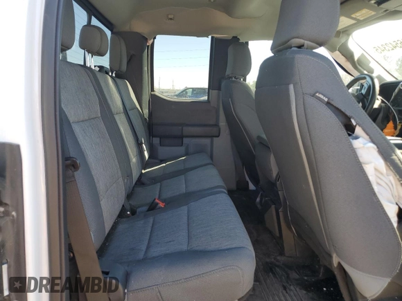 2023 Ford F-350 z VIN 1FT8X3BA4PEC82078, wystawiony jako Copart lot #46542345 z przebiegiem Nie podano mil oraz Szkoda całkowita • Salvage title. Historia ofert i sprzedaży dostępna na DreamBid. Obrazek 10.
