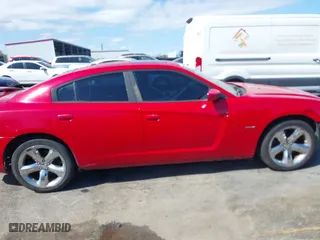 2011 Dodge Charger Road/Track with VIN 2B3CL5CTXBH524361, listed as a IAAI auction lot 41794916 with 296,260 mi miles. Bid and sale history available at carsss.com. Image 13.